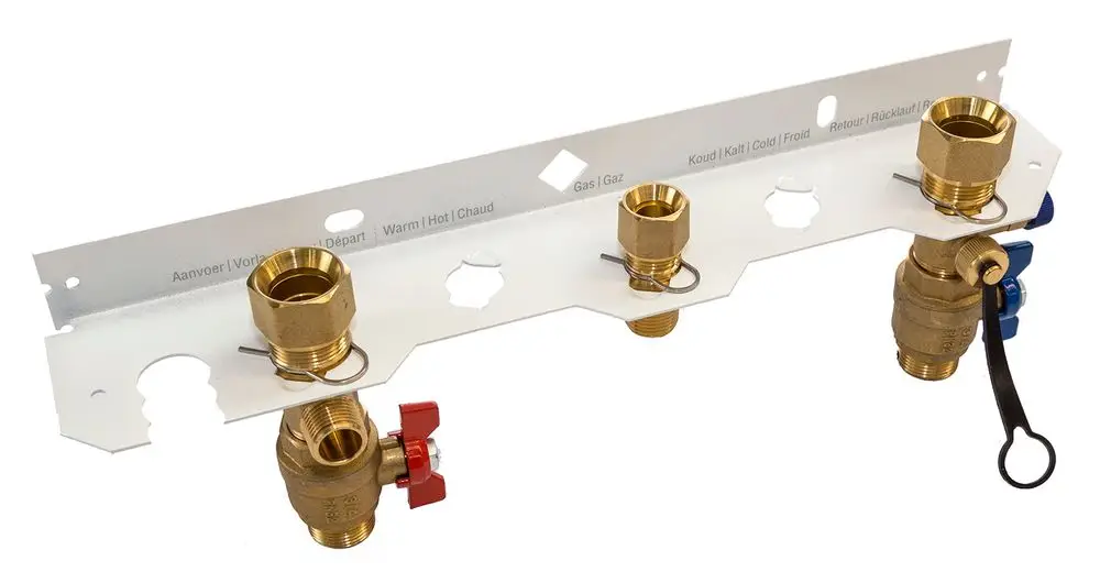 Gasanschlussplatte von Daikin mit mehreren Kupplungen und Ventilen zur Verbindung mit einem bauseitigen System. Die Platte ist aus Metall mit klarer Beschriftung der Anschlüsse.
